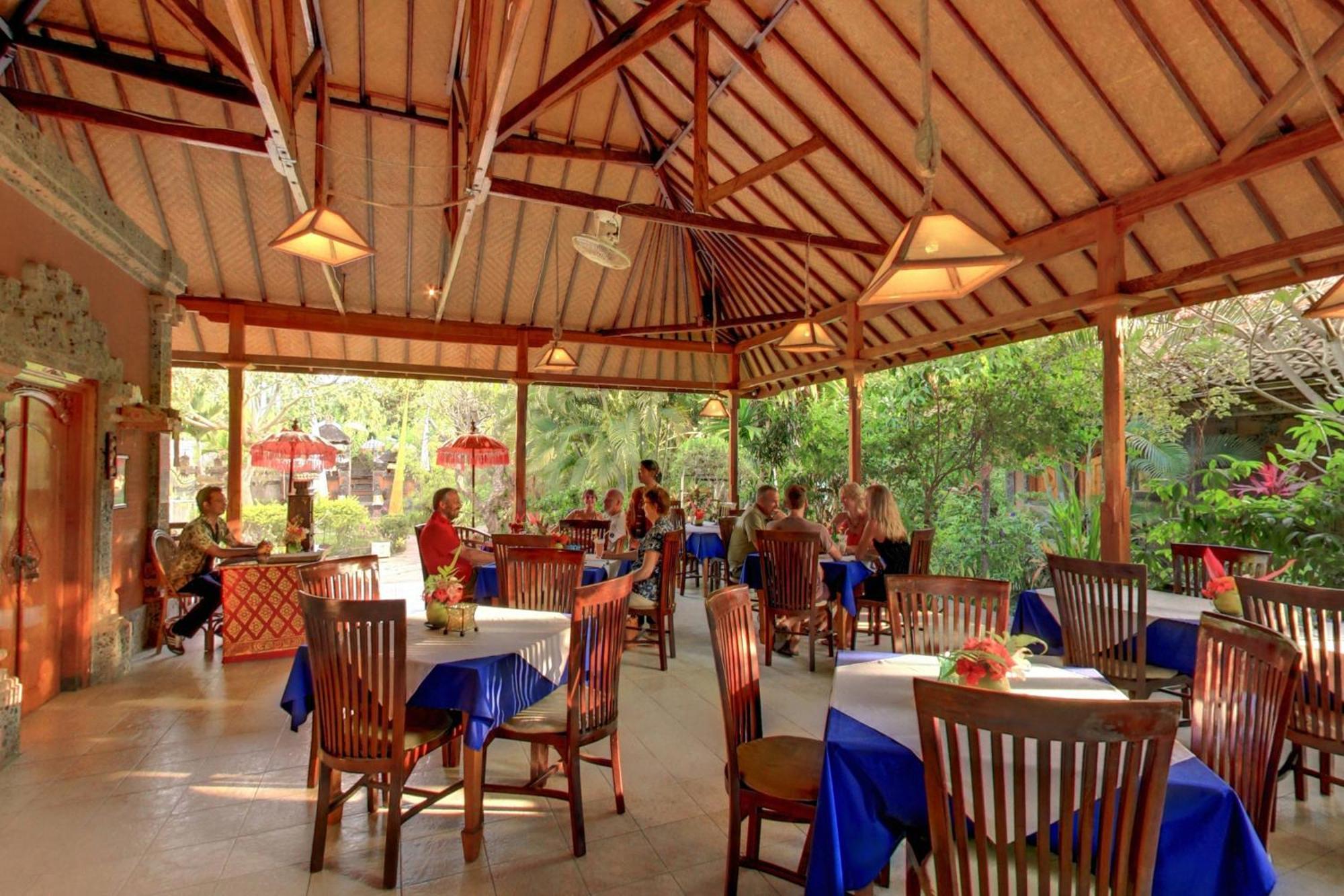 Sawah Lovina Hotel Exterior foto
